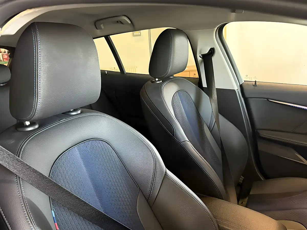 Used 2020 BMW 1 Series Sport Blue - Interior and Exterior details 12