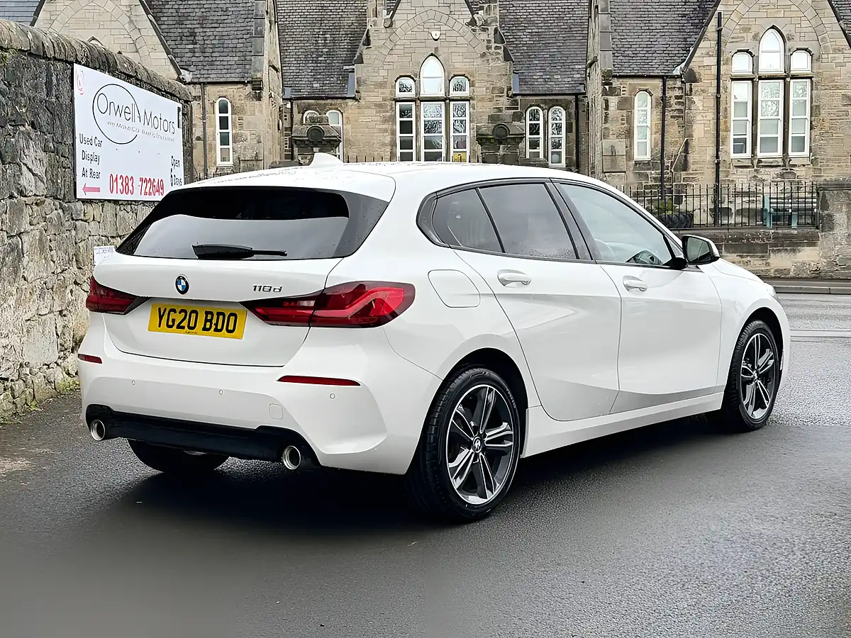 Used 2020 BMW 1 Series Sport White - Interior and Exterior details 14