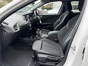 Used 2020 BMW 1 Series Sport White - Interior and Exterior details 18