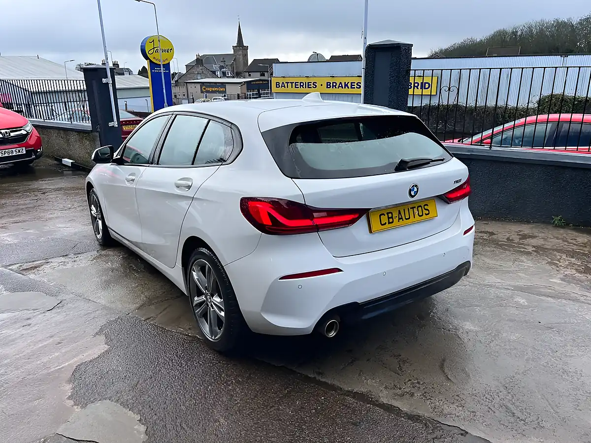 Used 2020 BMW 1 Series Sport White - Interior and Exterior details 6