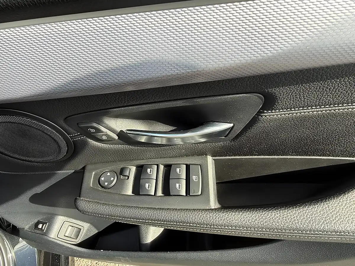 Used 2020 BMW 2 Series Black - Interior and Exterior details 9
