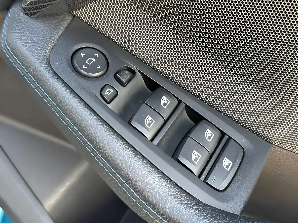 Used 2020 BMW 2 Series Gran Coupe Plus Pack Blue - Interior and Exterior details 12