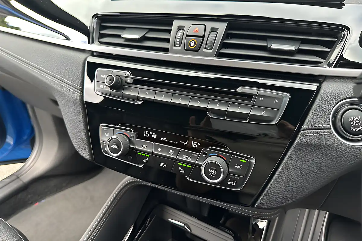 Used 2020 BMW 2 Series X2 Blue - Interior and Exterior details 10
