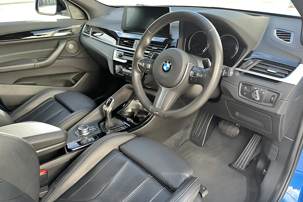 Used 2020 BMW 2 Series X2 Blue - Interior and Exterior details 3