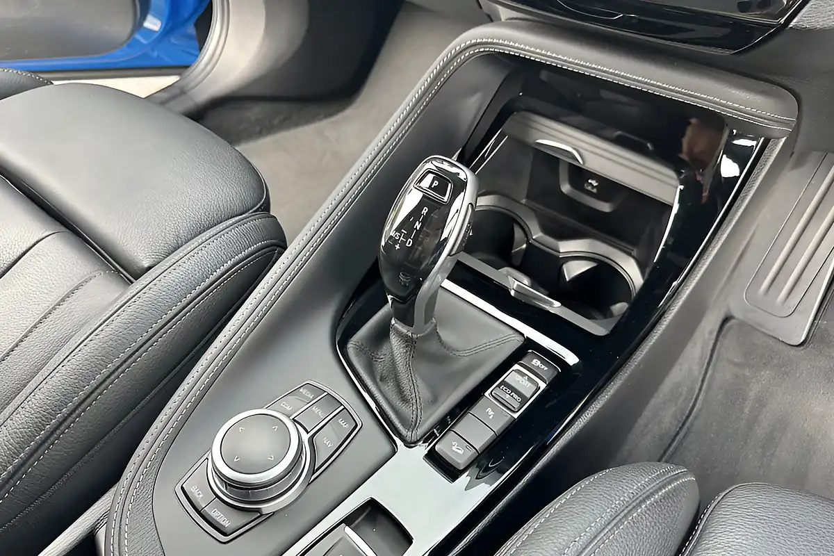 Used 2020 BMW 2 Series X2 Blue - Interior and Exterior details 9