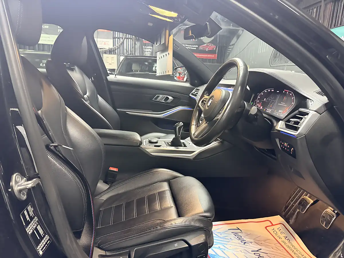 Used 2020 BMW 3 Series M Sport Black - Interior and Exterior details 17