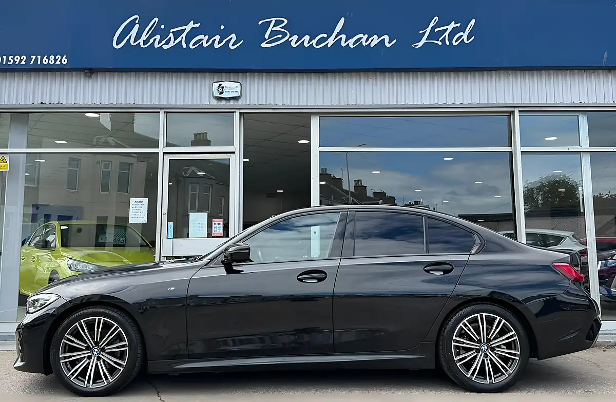 Used 2020 BMW 3 Series M Sport Black - Interior and Exterior details 2