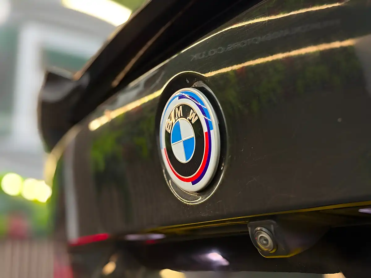 Used 2020 BMW 3 Series M Sport Black - Interior and Exterior details 17