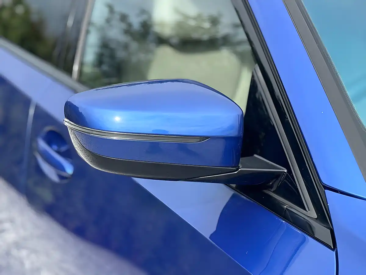 Used 2020 BMW 3 Series M Sport Blue - Interior and Exterior details 19