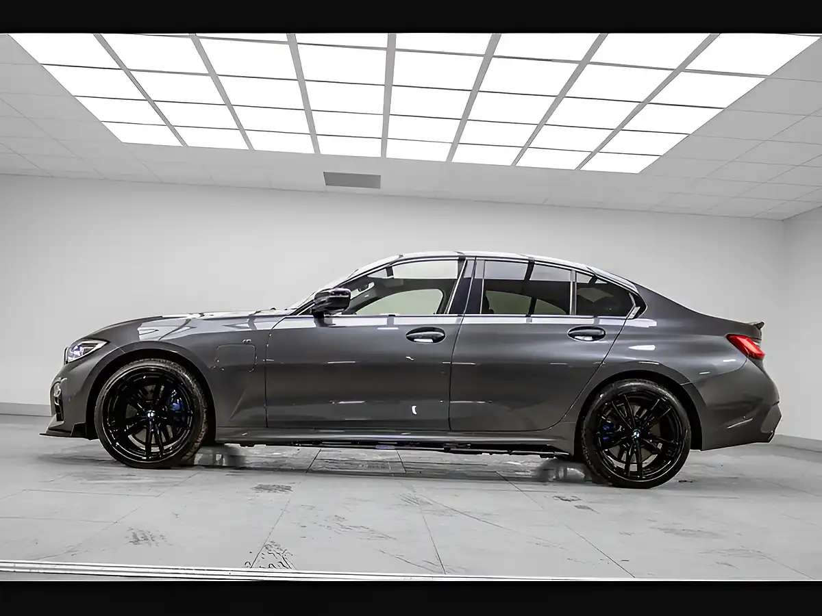 Used 2020 BMW 3 Series M Sport Grey - Interior and Exterior details 6