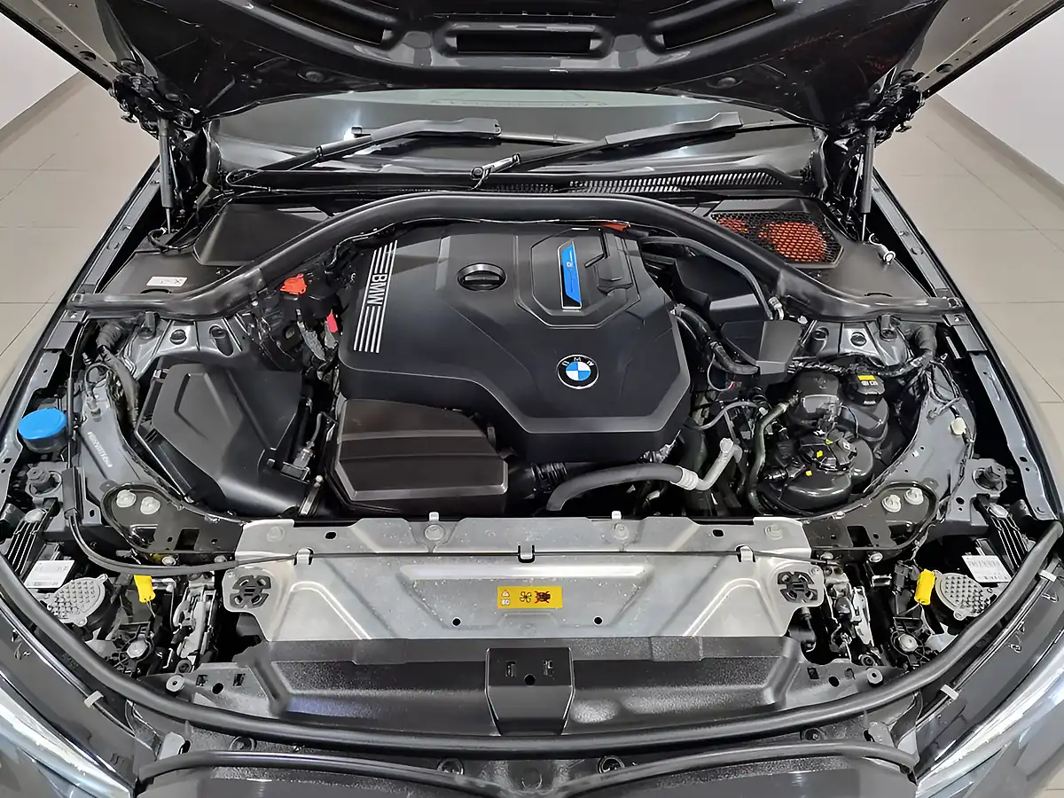 Used 2020 BMW 3 Series M Sport M-Performance Pack Mineral Grey - Interior and Exterior details 20