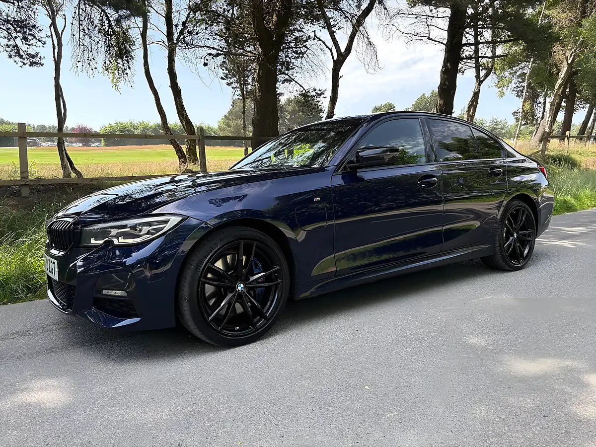 Used 2020 BMW 3 Series M Sport Pro Edition Blue - Interior and Exterior details 10