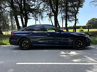Used 2020 BMW 3 Series M Sport Pro Edition Blue - Interior and Exterior details 4