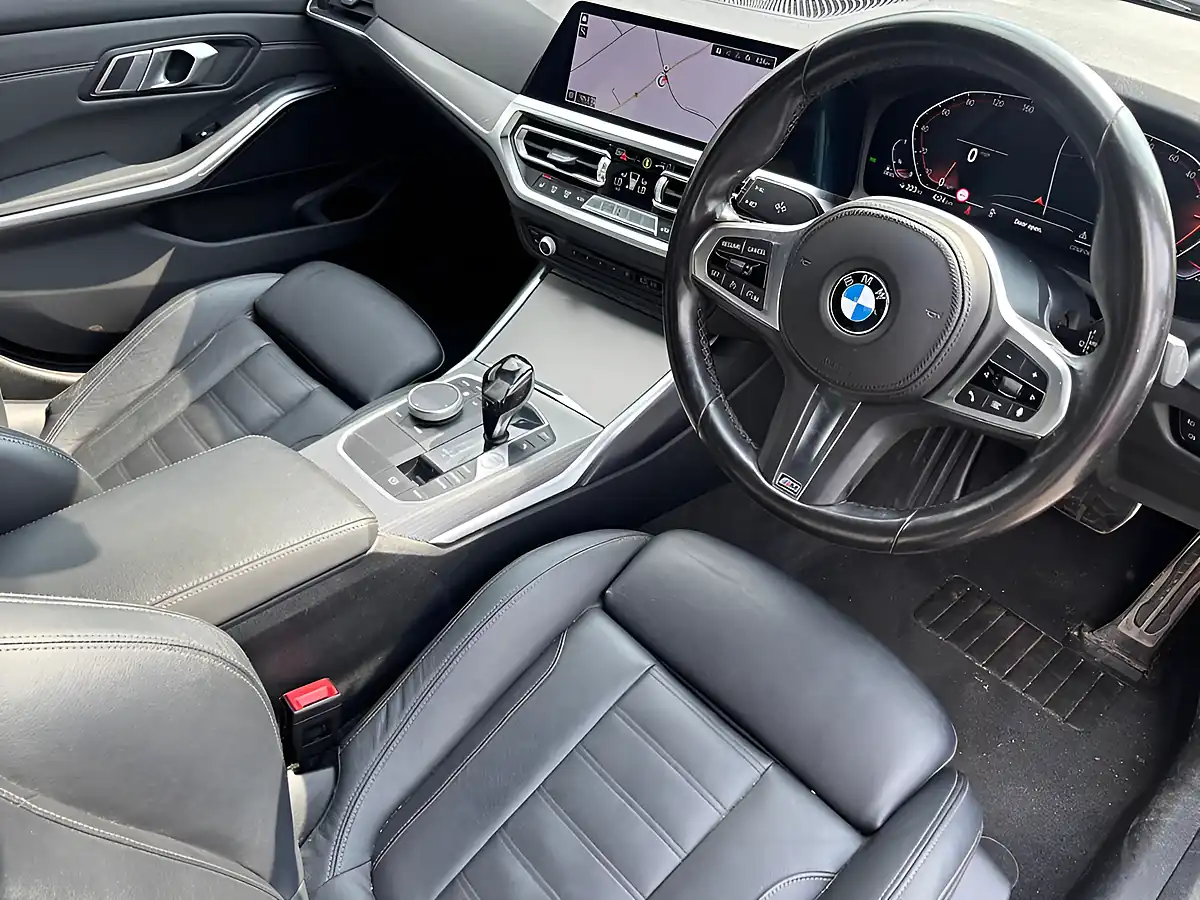 Used 2020 BMW 3 Series M-Sport Sapphire Black - Interior and Exterior details 15