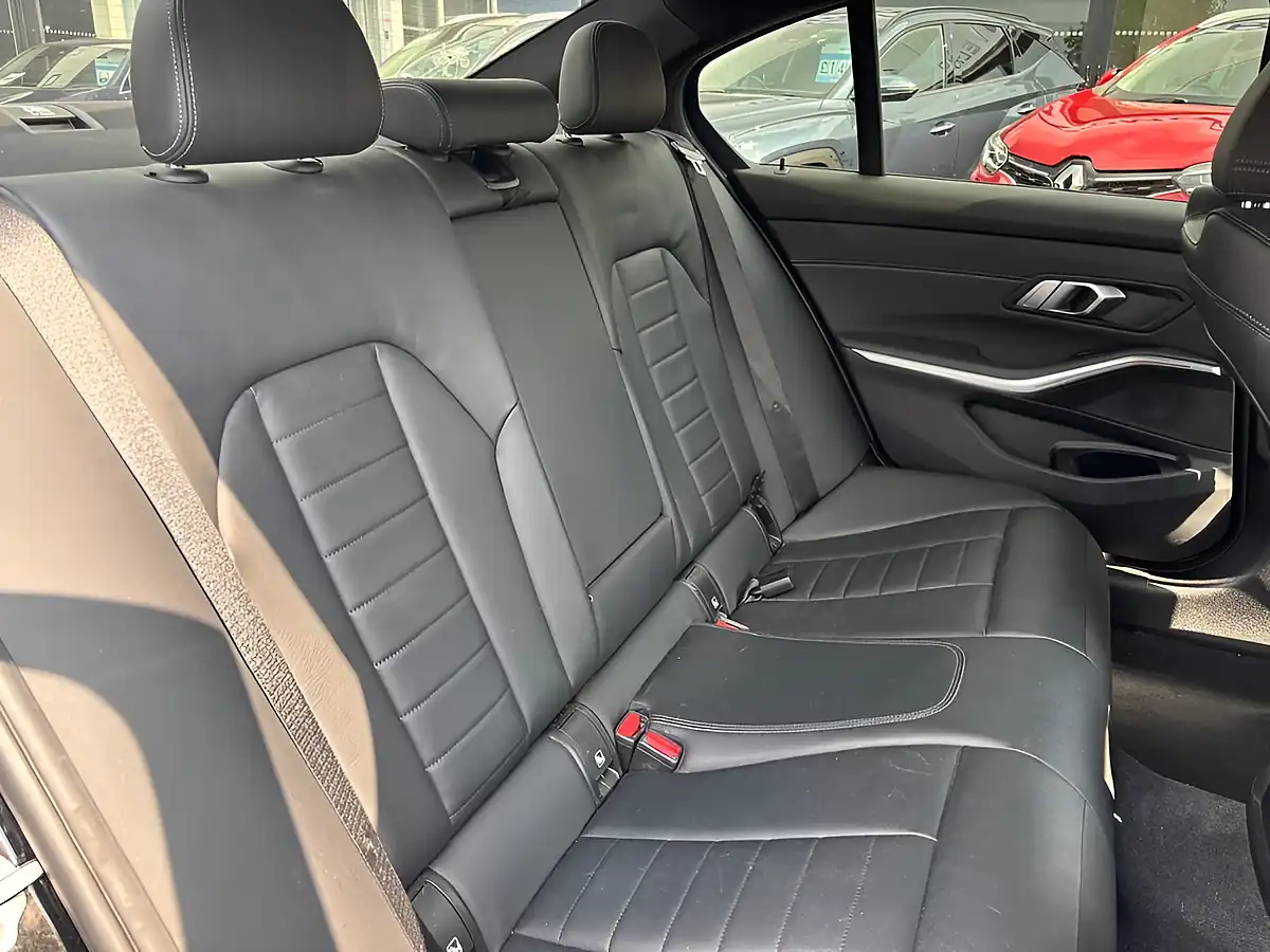 Used 2020 BMW 3 Series M-Sport Sapphire Black - Interior and Exterior details 4