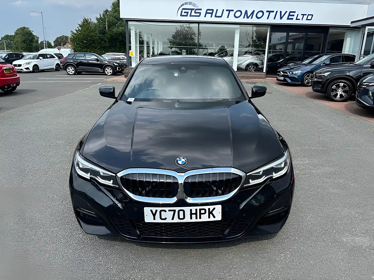 Used 2020 BMW 3 Series M-Sport Sapphire Black - Interior and Exterior details 6