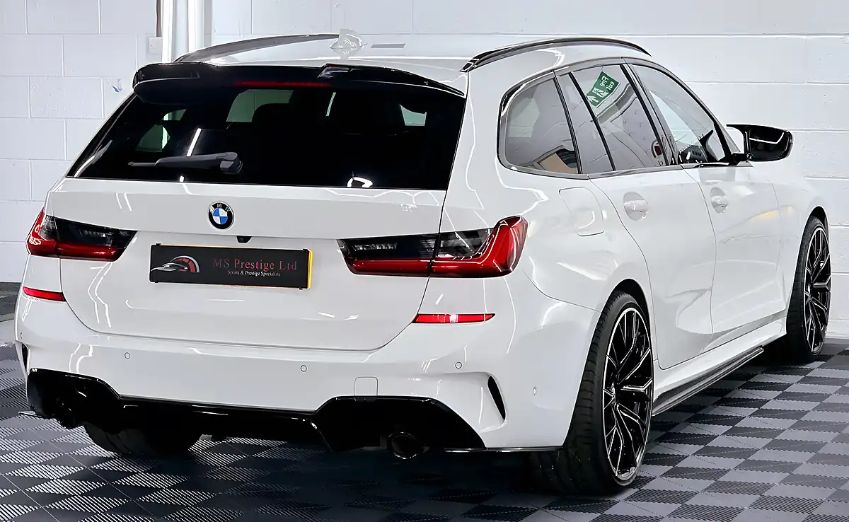 Used 2020 BMW 3 Series M Sport Touring Alpine White - Interior and Exterior details 11