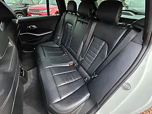 Used 2020 BMW 3 Series M Sport Touring Alpine White - Interior and Exterior details 12