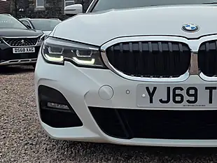 Used 2020 BMW 3 Series M Sport Touring Alpine White - Interior and Exterior details 4