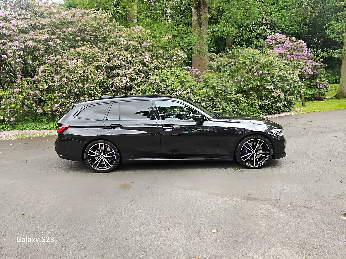 Used 2020 BMW 3 Series M Sport Touring Black - Front View