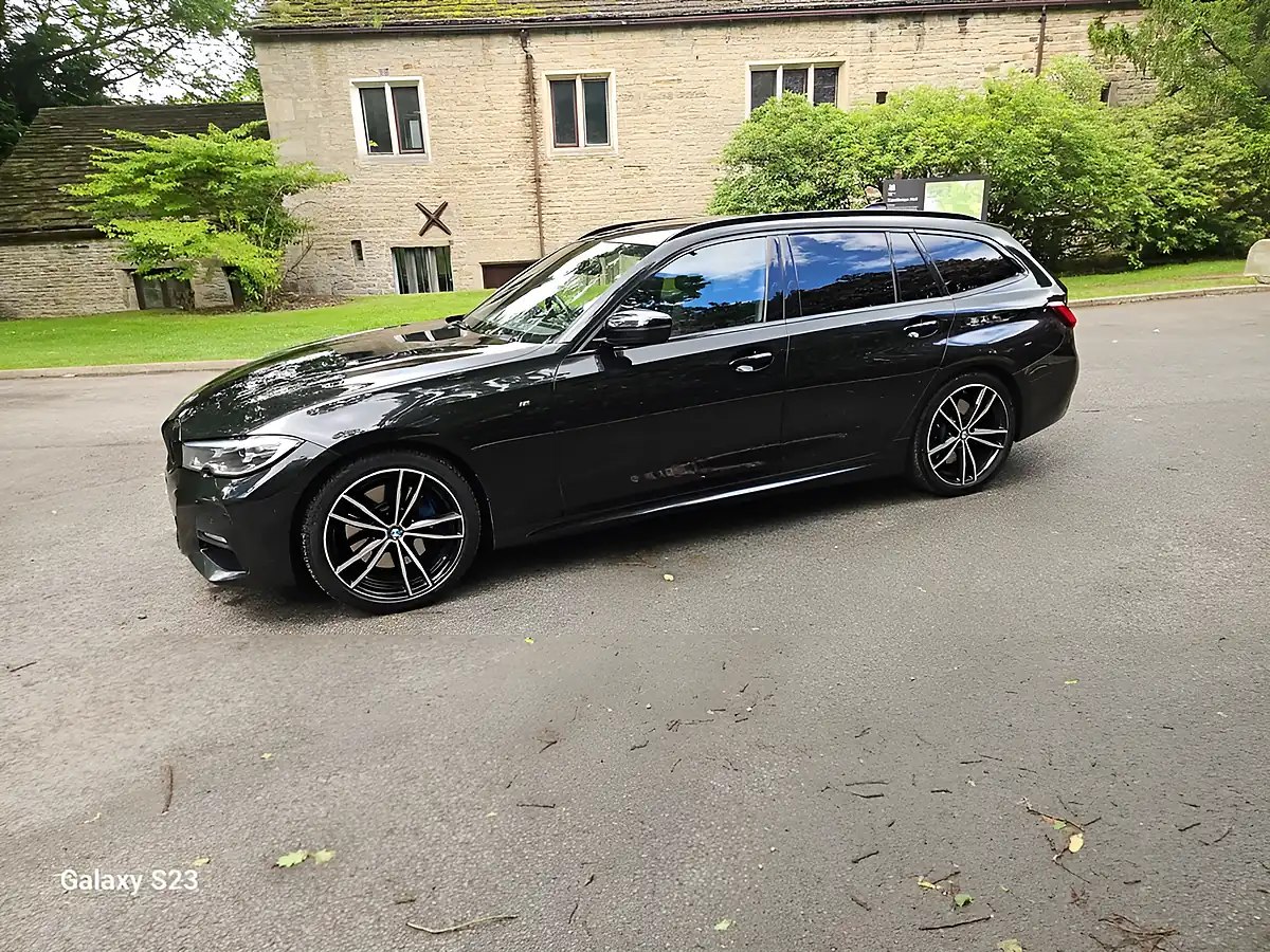 Used 2020 BMW 3 Series M Sport Touring Black - Interior and Exterior details 16