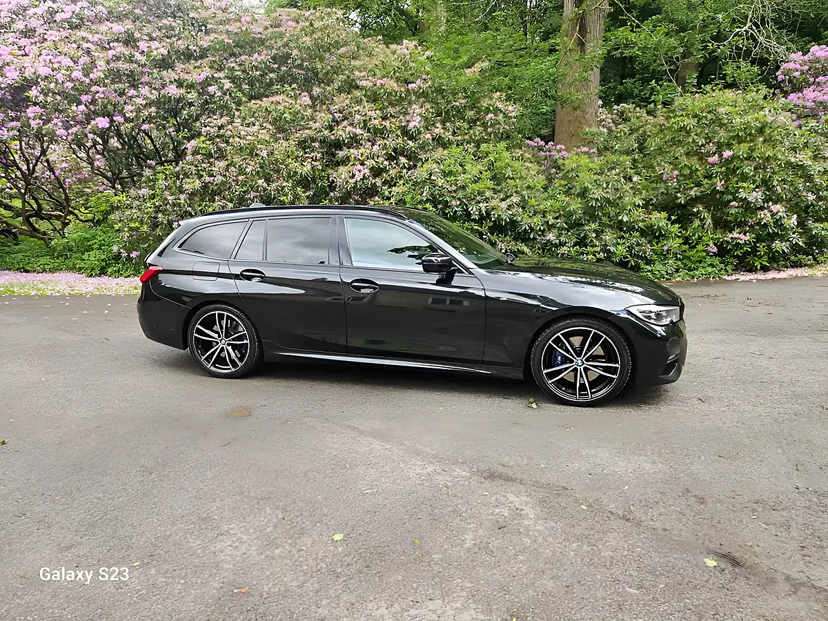 Used 2020 BMW 3 Series M Sport Touring Black - Interior and Exterior details 4