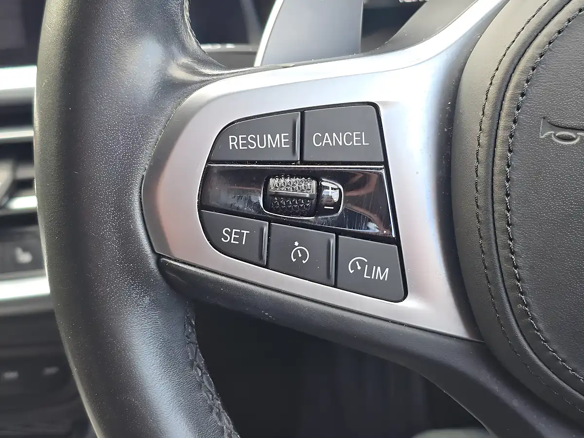 Used 2020 BMW 3 Series M Sport Touring Blue - Interior and Exterior details 16