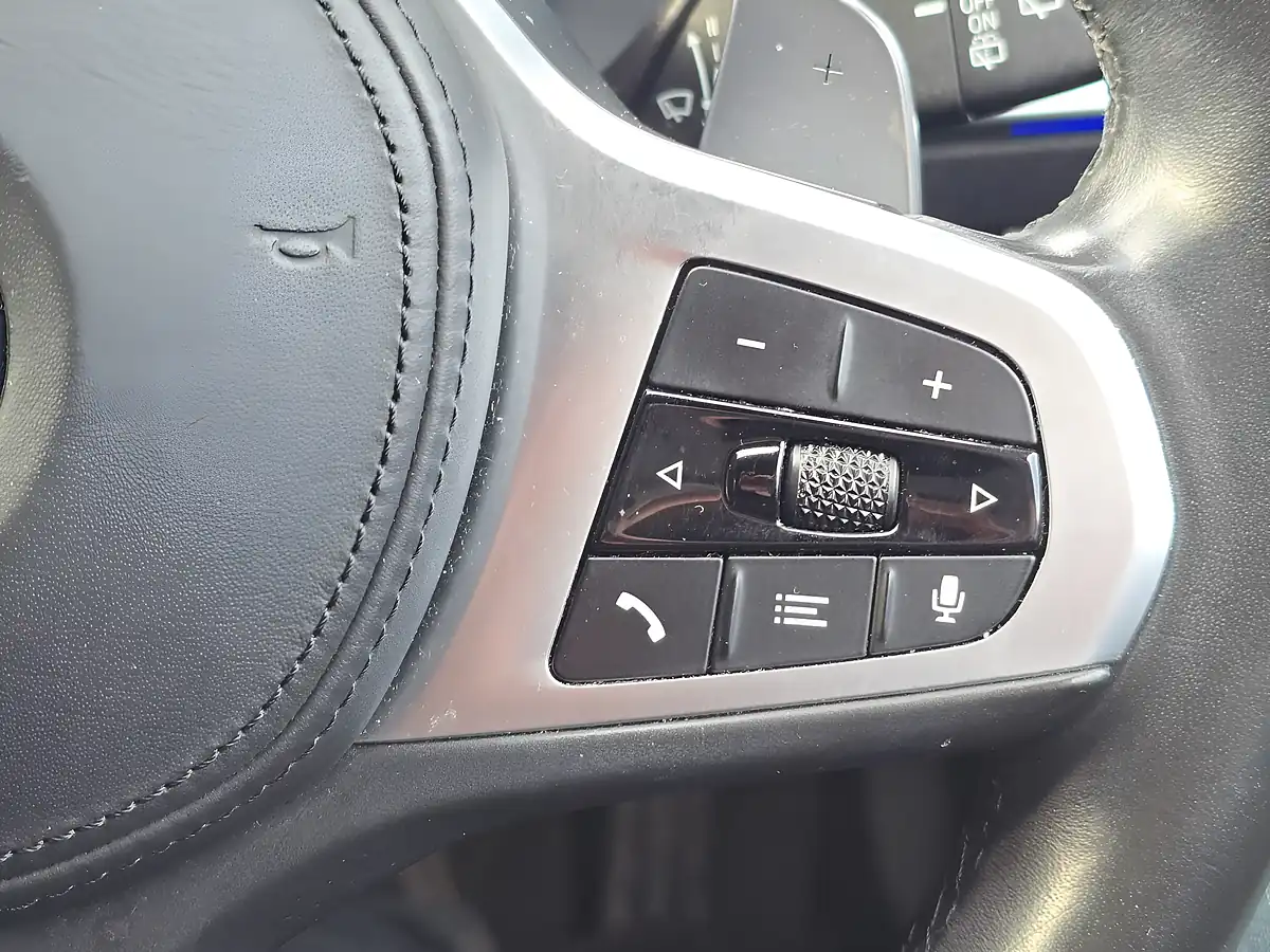 Used 2020 BMW 3 Series M Sport Touring Blue - Interior and Exterior details 17