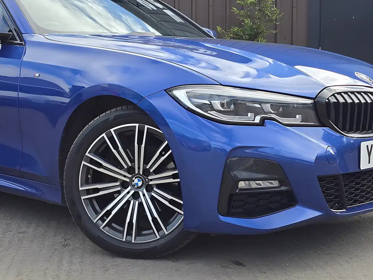 Used 2020 BMW 3 Series M Sport Touring Blue - Interior and Exterior details 2