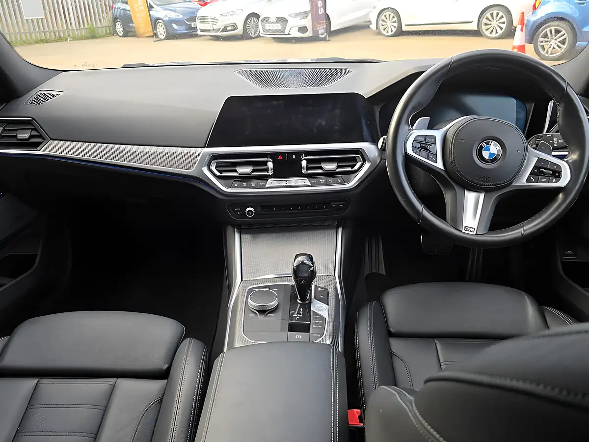 Used 2020 BMW 3 Series M Sport Touring Blue - Interior and Exterior details 8