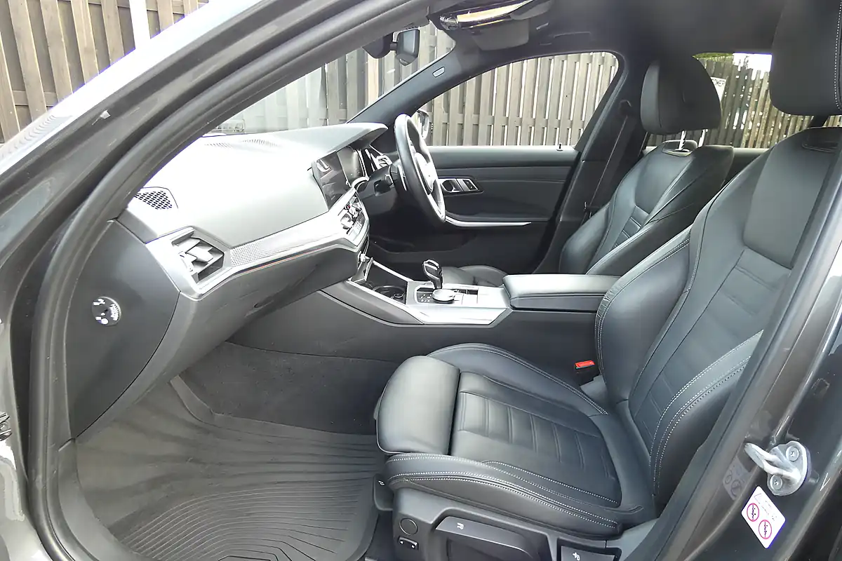 Used 2020 BMW 3 Series M Sport Touring Mineral Grey - Interior and Exterior details 11