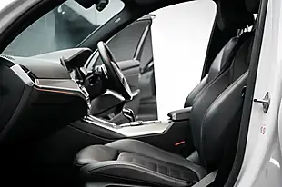 Used 2020 BMW 3 Series M Sport White - Interior and Exterior details 16