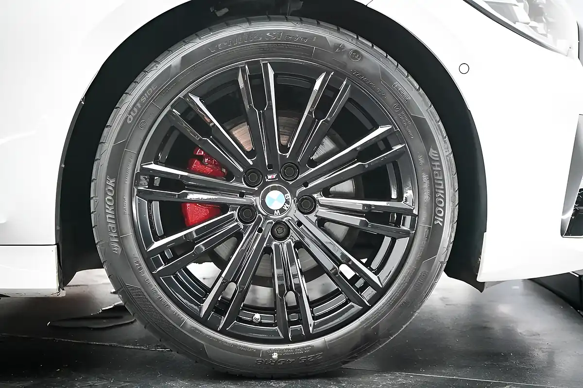 Used 2020 BMW 3 Series M Sport White - Interior and Exterior details 20