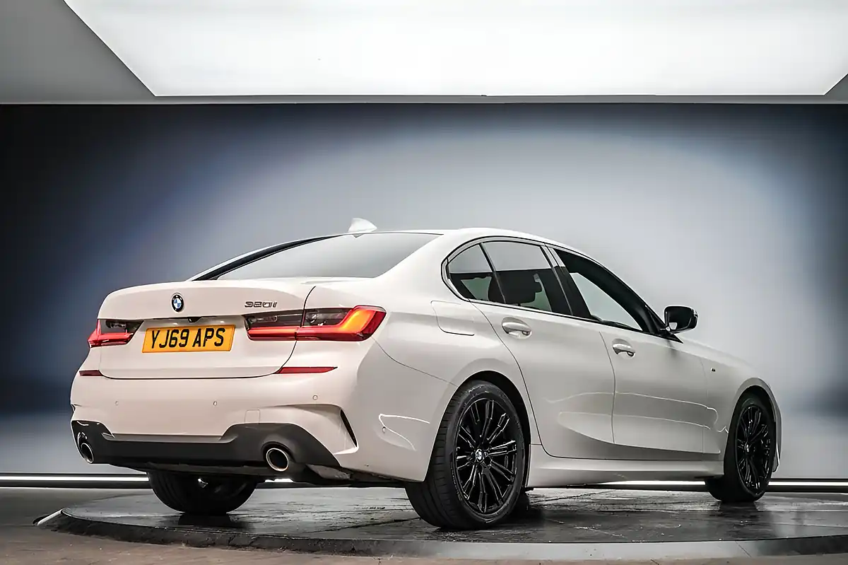 Used 2020 BMW 3 Series M Sport White - Interior and Exterior details 3