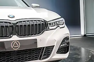 Used 2020 BMW 3 Series M Sport White - Interior and Exterior details 4