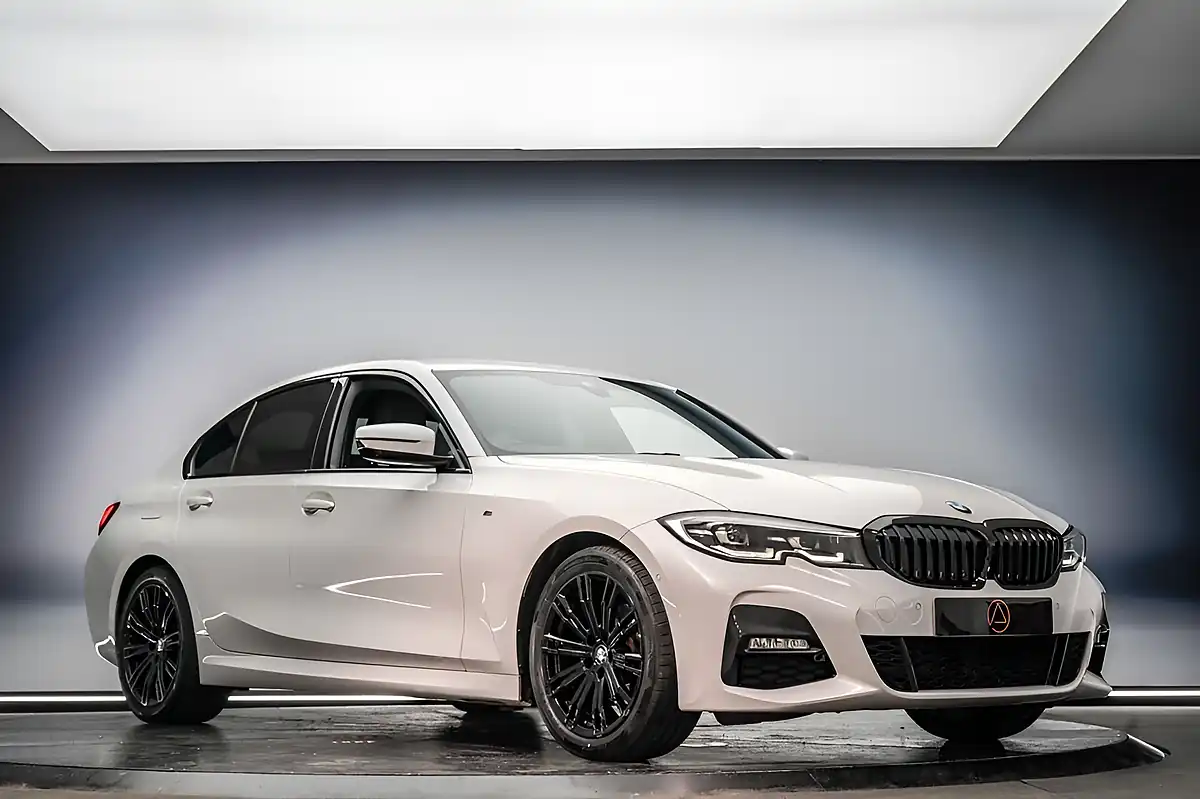 Used 2020 BMW 3 Series M Sport White - Interior and Exterior details 5