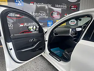 Used 2020 BMW 3 Series M Sport White - Interior and Exterior details 11