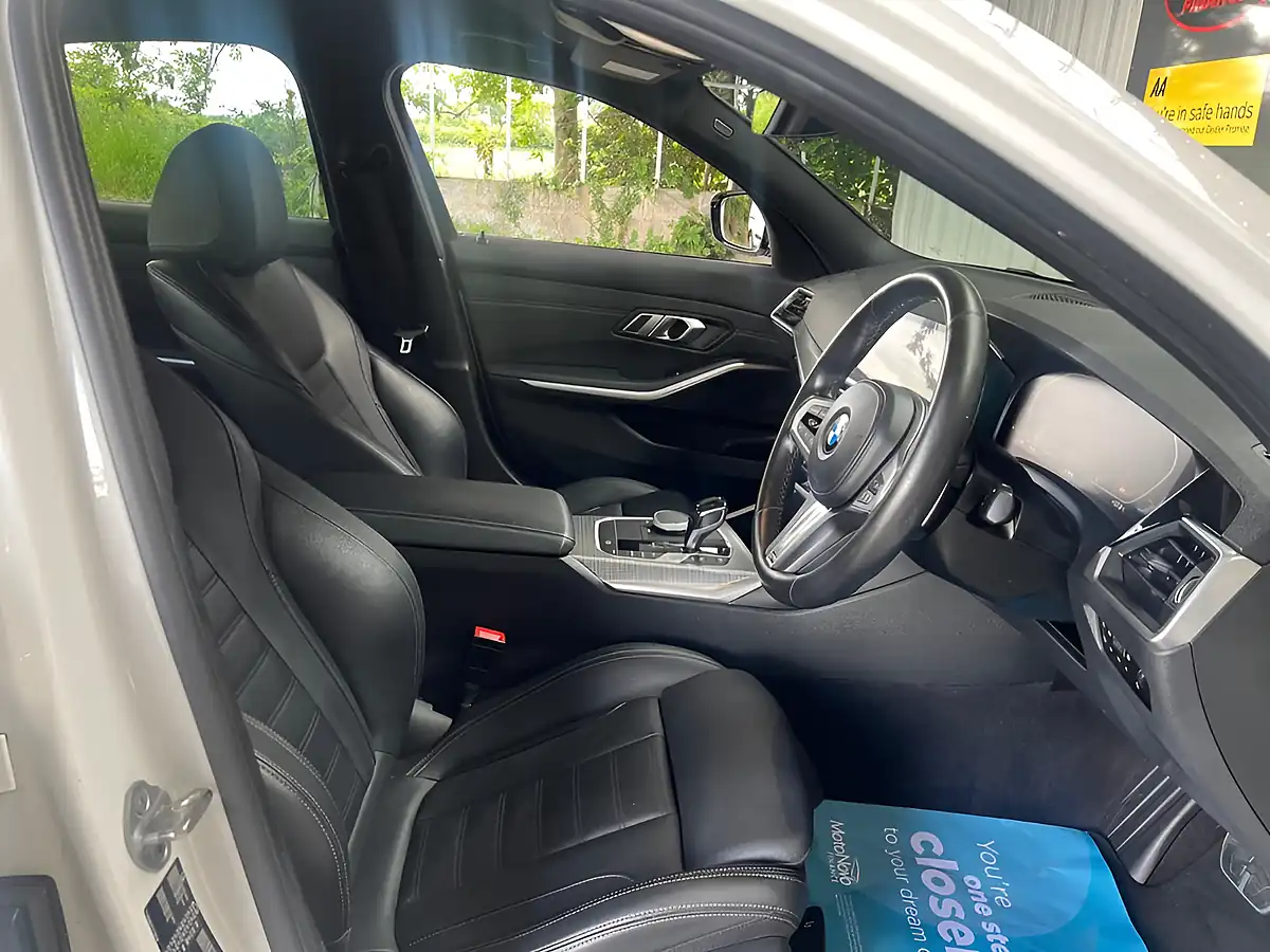 Used 2020 BMW 3 Series M Sport White - Interior and Exterior details 12