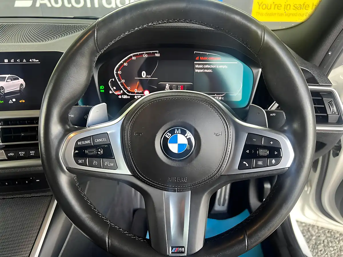 Used 2020 BMW 3 Series M Sport White - Interior and Exterior details 14