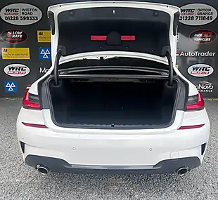Used 2020 BMW 3 Series M Sport White - Interior and Exterior details 8
