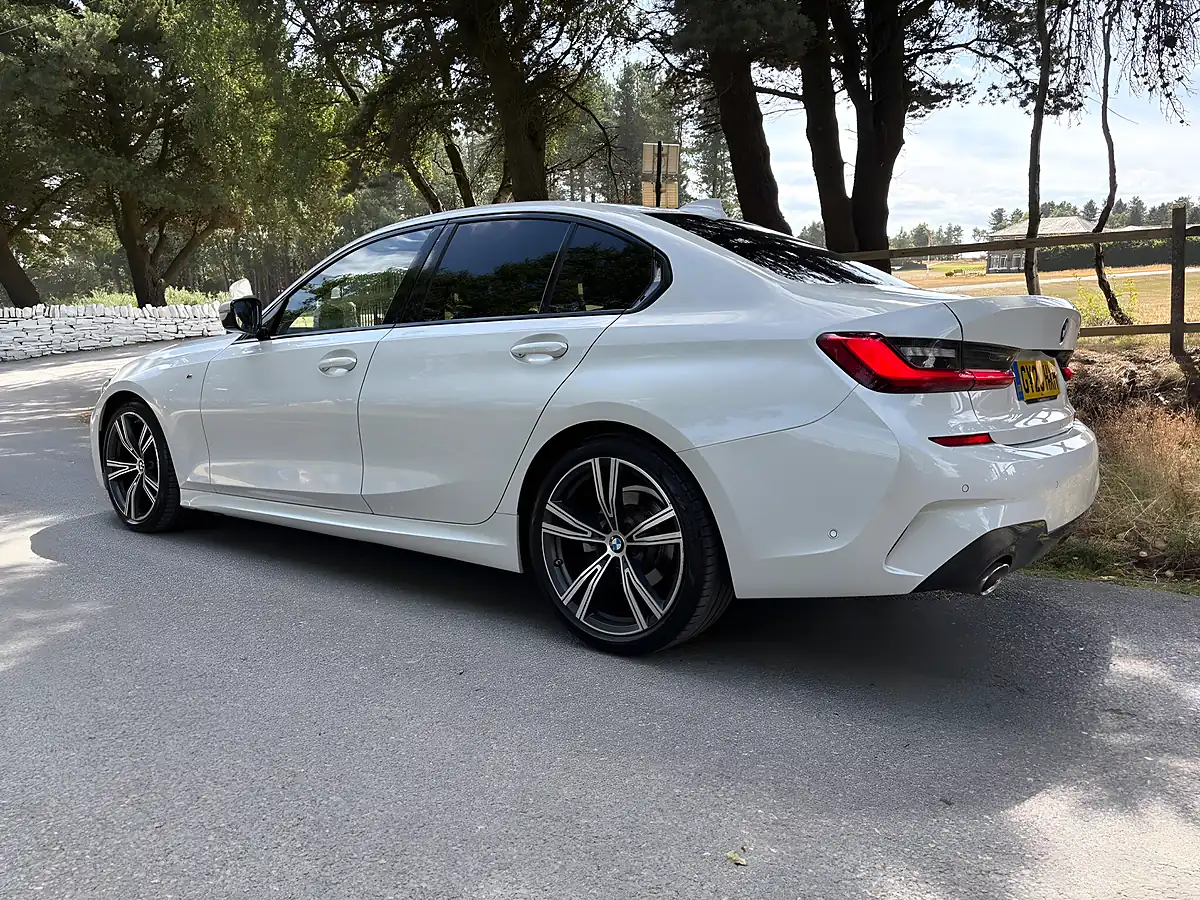 Used 2020 BMW 3 Series M Sport White - Interior and Exterior details 11