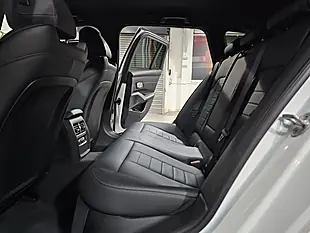 Used 2020 BMW 3 Series M Sport White - Interior and Exterior details 19