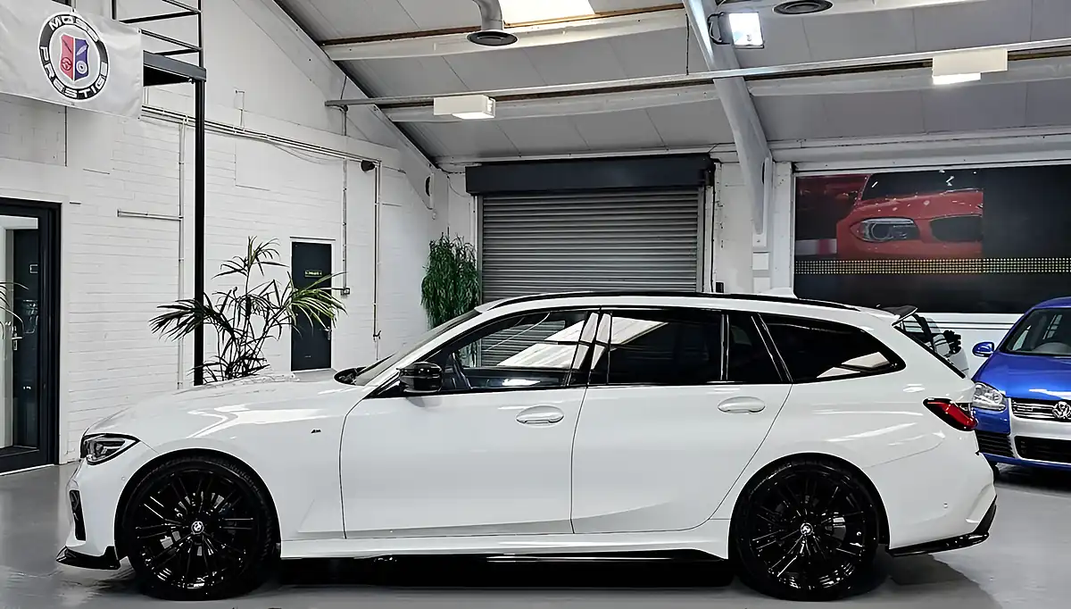 Used 2020 BMW 3 Series M Sport White - Interior and Exterior details 6