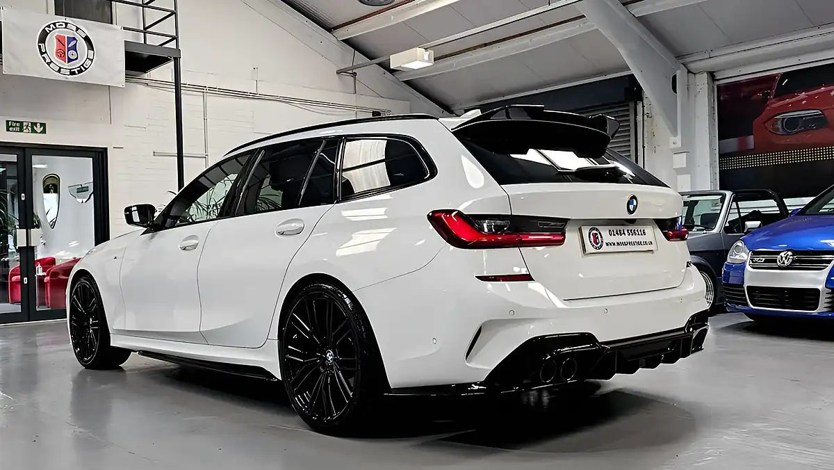Used 2020 BMW 3 Series M Sport White - Interior and Exterior details 9