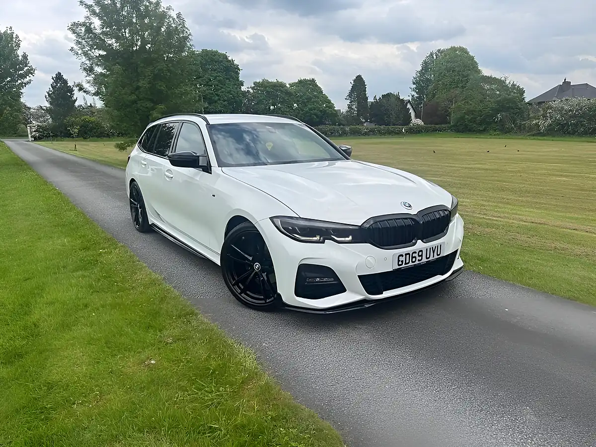 Used 2020 BMW 3 Series M Sport White - Interior and Exterior details 2