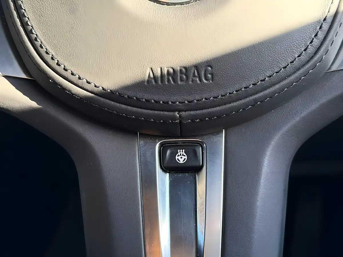 Used 2020 BMW 3 Series M340i Black - Interior and Exterior details 19