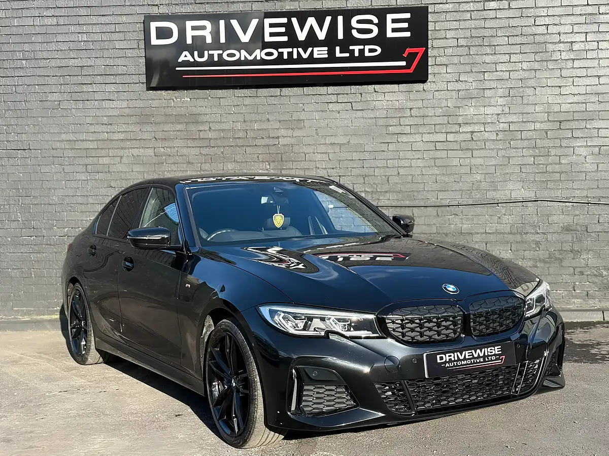 Used 2020 BMW 3 Series M340i Black - Interior and Exterior details 9