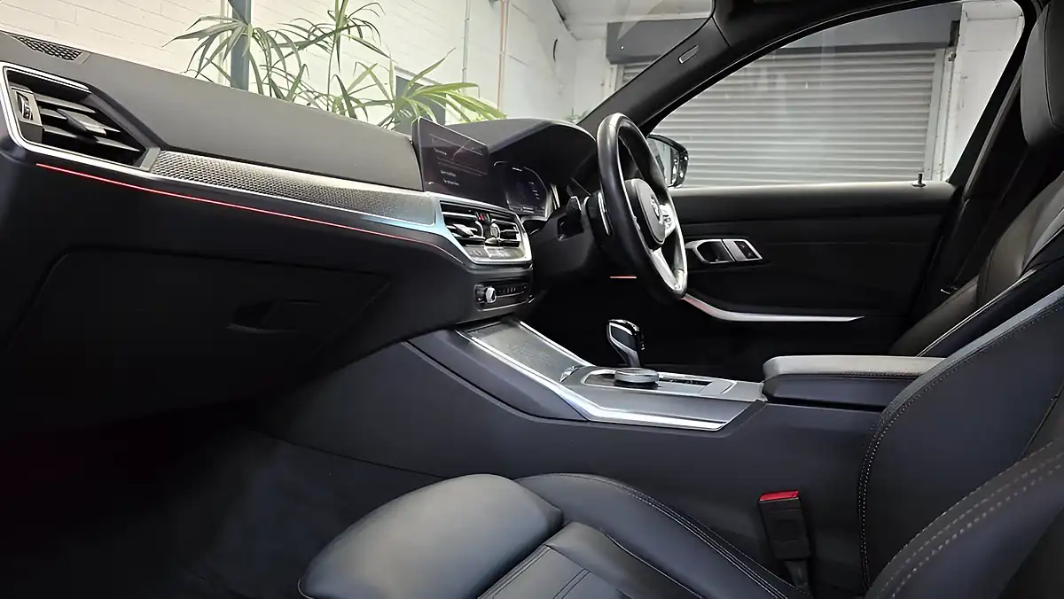 Used 2020 BMW 3 Series M340i White - Interior and Exterior details 12
