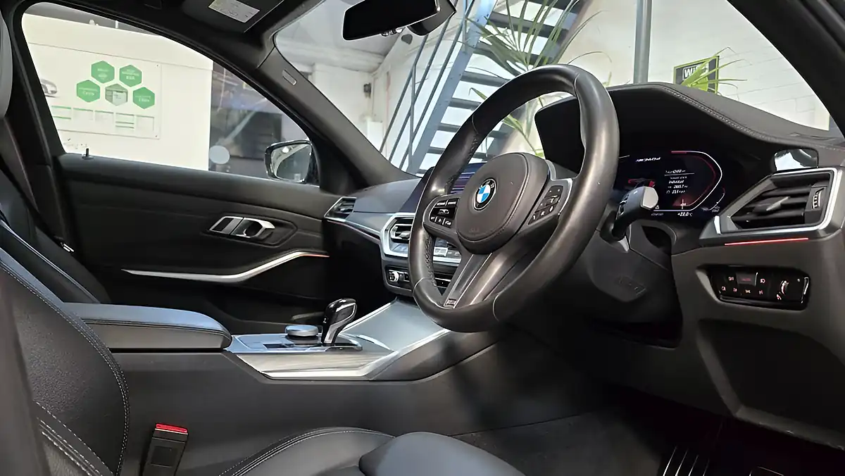 Used 2020 BMW 3 Series M340i White - Interior and Exterior details 13