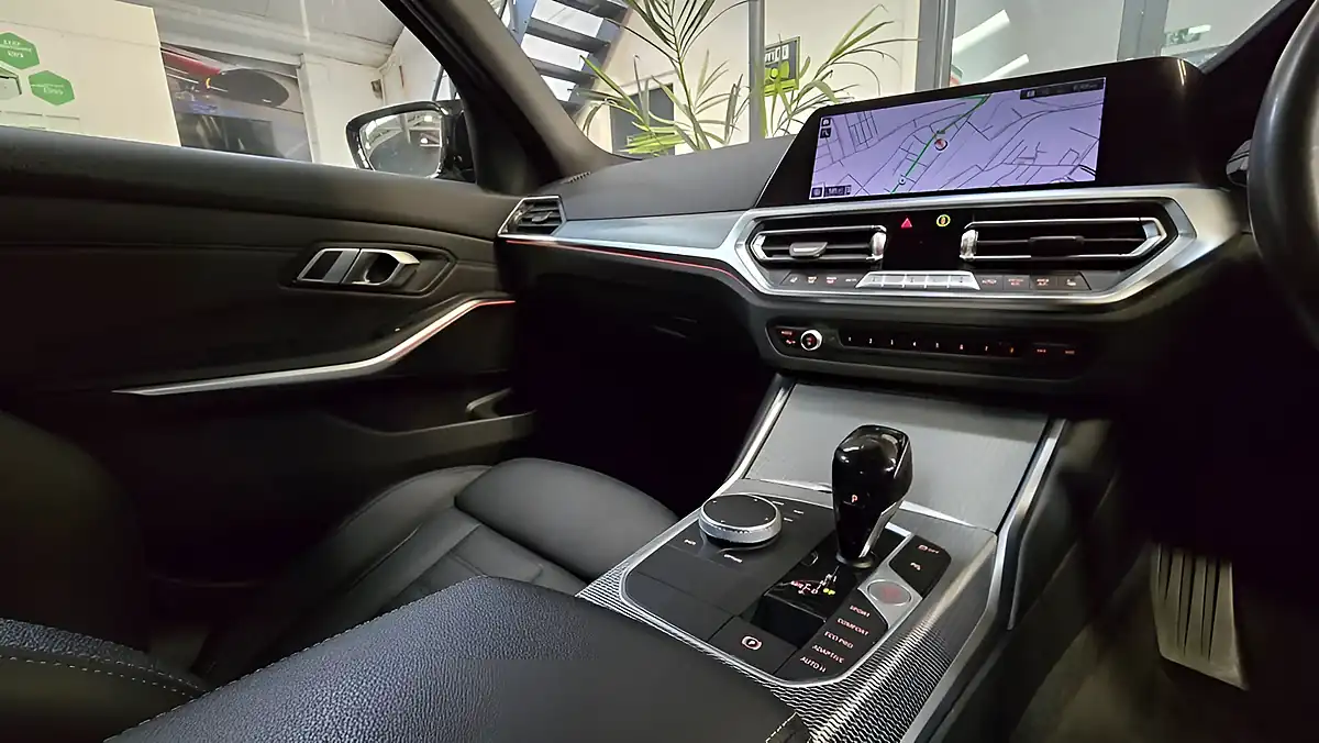 Used 2020 BMW 3 Series M340i White - Interior and Exterior details 15